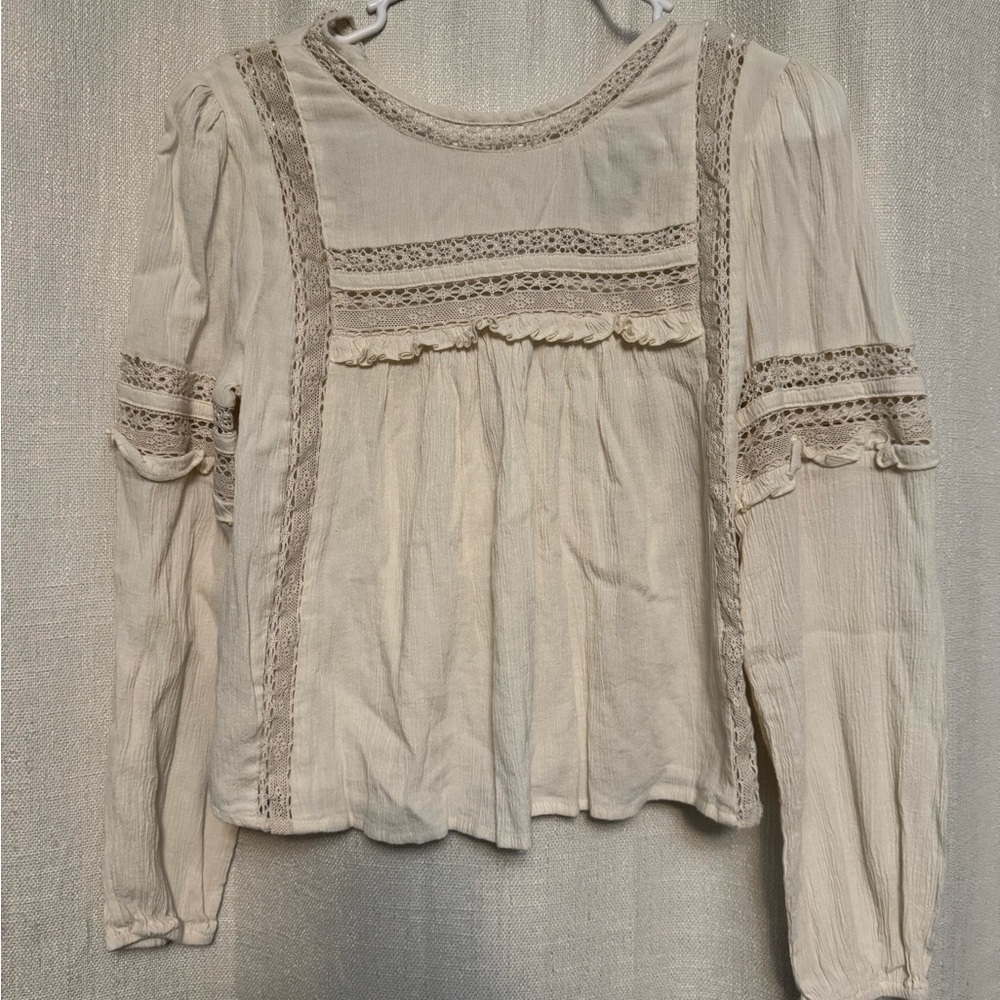 American Eagle Outfitters Cream Lace Blouse